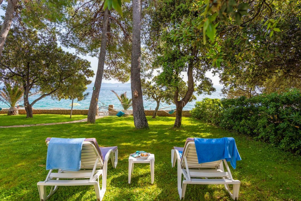 Villa Nela Petrcane Eksteriør billede